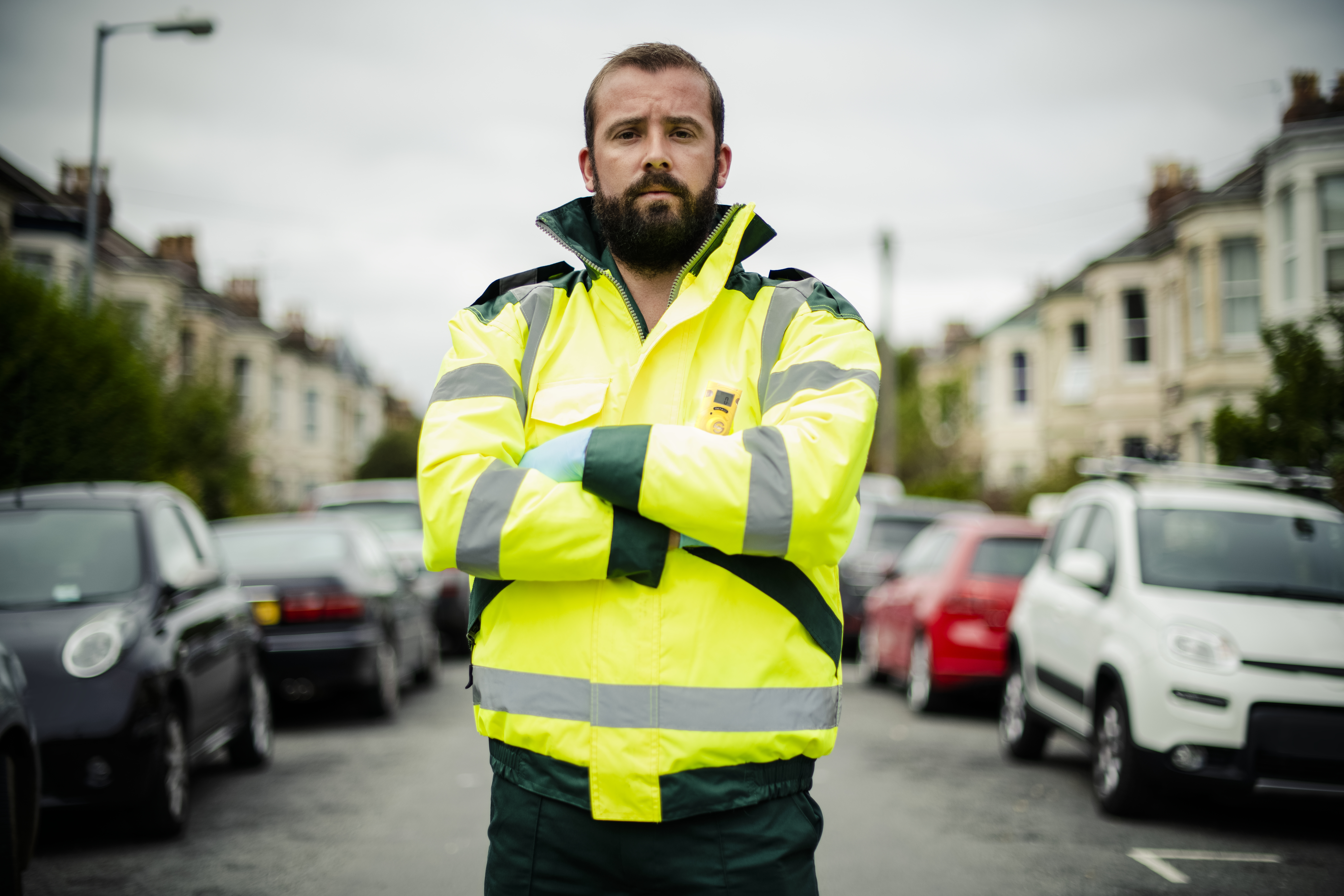emergency worker using senko sgt-p portable co gas detectors